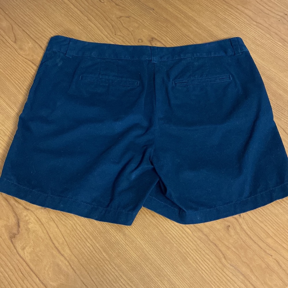 Loft Shorts - Picture 2 of 4